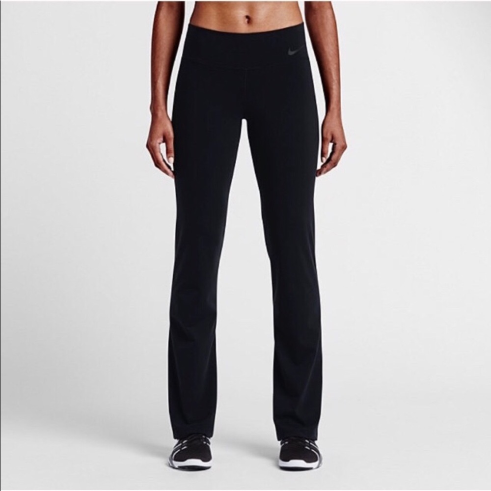 Nike✔️ boot cut leggings... Will add pics if asked